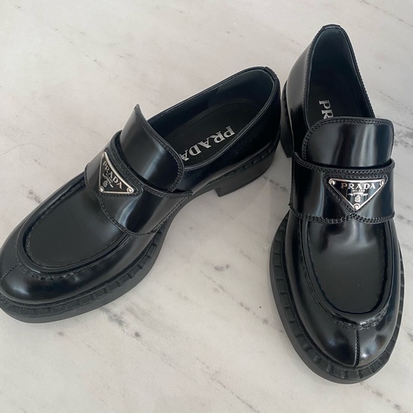 🆕 PRADA Chocolate Brushed Leather Loafers - Picture 5 of 9